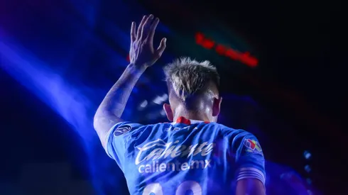 El defensor argentino es uno de los jugadores de Cruz Azul más buscados en este mercado de pases.