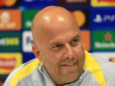 Giménez le lanza un guiño al DT del Liverpool