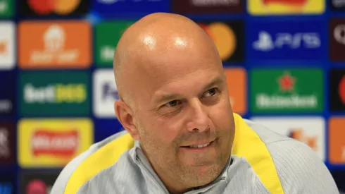 El canterano de Cruz Azul habló sobre su futuro y no se olvidó del que fue su entrenador en su primera campaña en el Feyenoord.