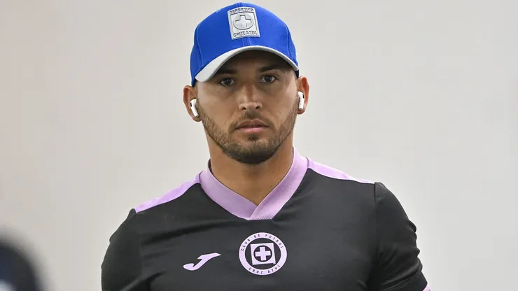 Juan Escobar anuló su contrato con Cruz Azul.