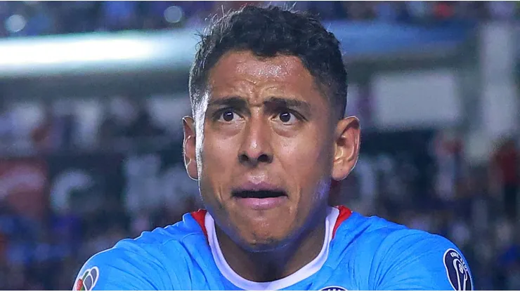 Nuevo desacuerdo entre Cruz Azul y Chivas por Luis Romo