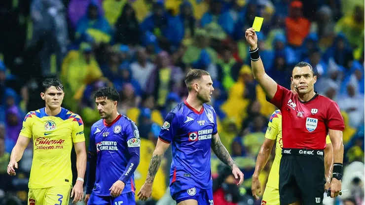 El juez principal siguió comentando la jugada de la final del Clausura 2024 en donde Cruz Azul cayó ante el Club América por un penal poco claro.