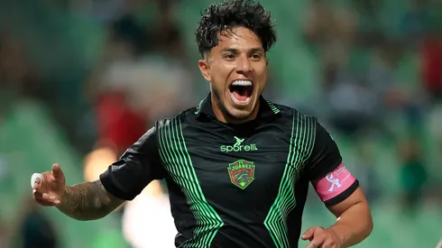 Carlos Salcedo podría dejar plantado a Monterrey.