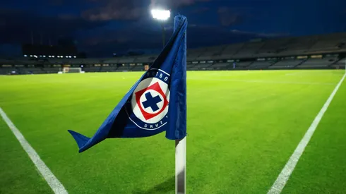 Cruz Azul vive una nueva experiencia en el Olímpico Universitario.