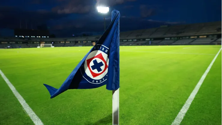 Cruz Azul vive una nueva experiencia en el Olímpico Universitario.