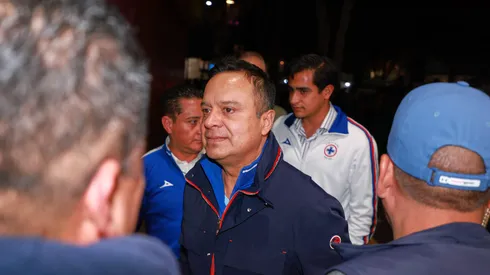 El mandamás de los cementeros hizo acto de presencia en el debut del Clausura 2025 y habló del estadio y de los fichajes.