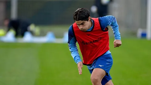 El futbolista de apenas 20 años llega a México después de un paso fallido por el futbol de Europa.