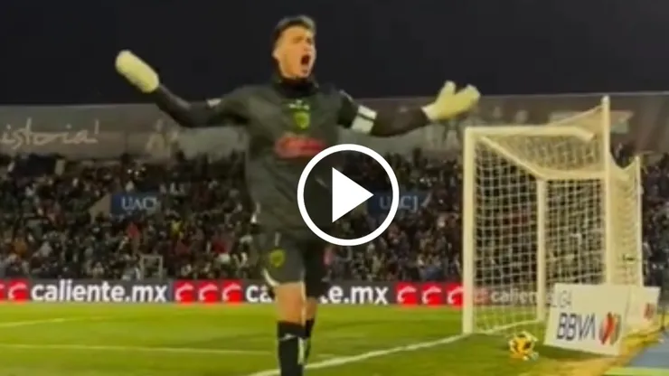 El portero veracruzano celebró el triunfo de los fronterizos de una manera exagerada que no gustó a la afición cementera.