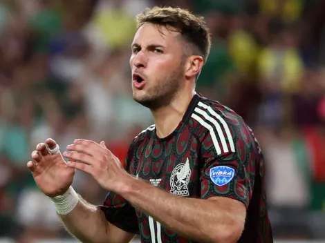 Milán prepara dos ofertas por Giménez: la segunda hará reír al Feyenoord