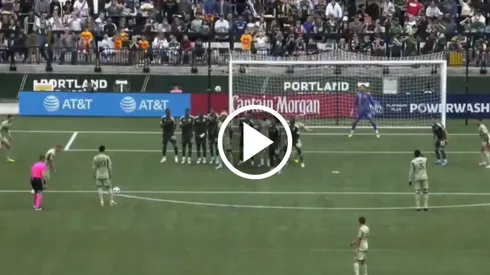 Los cementeros no solo ganan en control de juego, también a un cobrador de faltas exquisito con el futbolista polaco.