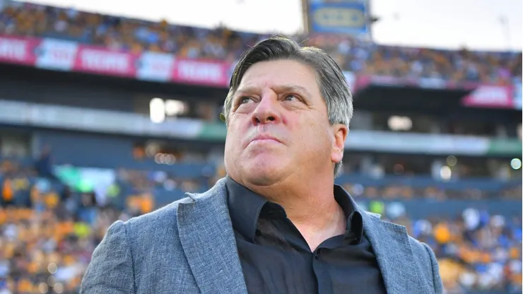 El nuevo entrenador de la selección tica se refirió al tema que ha copado todos los medios deportivos del país: la salida del entrenador de Cruz Azul.