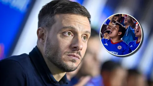 La afición pretende a un nombre en particular.