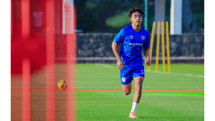 Cómo el cardio y el gimnasio pueden transformar tu resistencia futbolística