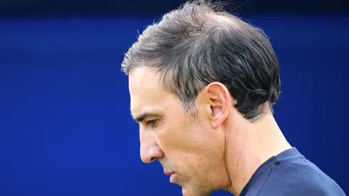 El entrenador interino afrontará una doble fecha esta semana en la que se decidirá su futuro en el banquillo cementero.