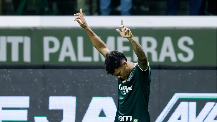Los portugueses quisieron incluir a un futbolista en una de las ofertas que presentaron a Cruz Azul por Martin Anselmi.