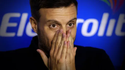 Anselmi habría mentido con el tema de su familia.