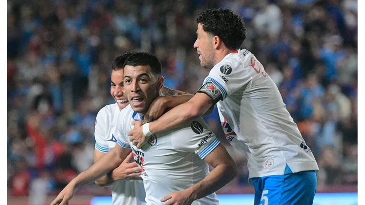 Los cementeros consiguieron su primera victoria del Clausura 2025 en el duelo contra Los Rayos del Necaxa.