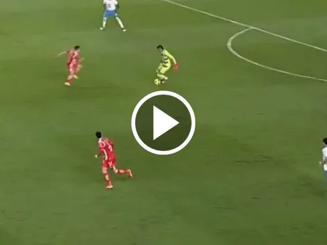 Lo volvió a hacer: el regate de Kevin Mier fuera del área en Cruz Azul