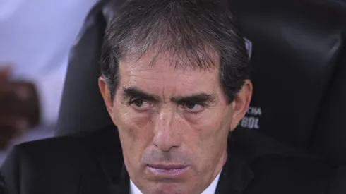 El entrenador del Pachuca es uno de los que más gusta en los despachos cementeros para hacerse cargo del banquillo.