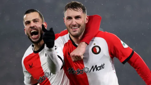 Feyenoord despidió a Santi Giménez a lo grande.