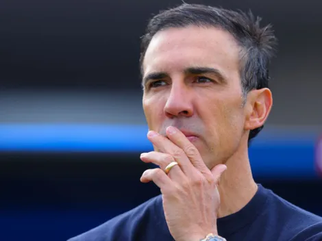 Llegó por pedido de Vicente Sánchez a Cruz Azul y se quejó: "No puedo..."