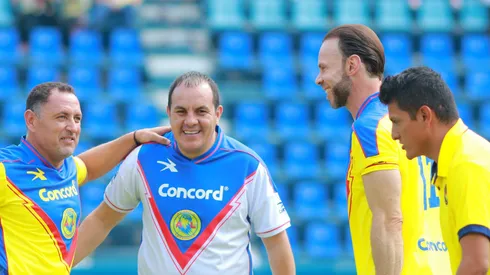 Un ex jugador de los azulcrema menosprecia lo hecho por Giménez y su llegada a uno de los mejores clubes del mundo.