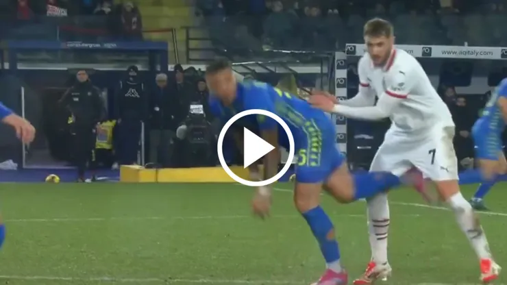 El canterano de Cruz Azul debutó a lo grande y además provocó la expulsión de un jugador del Empoli.