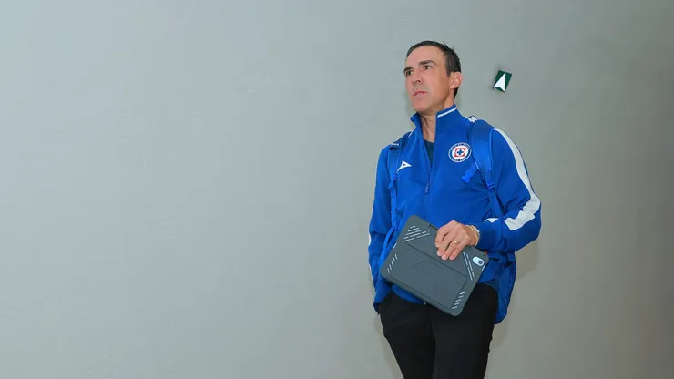 El entrenador uruguayo se hizo cargo del equipo tras la salida de Martin Anselmi y aún no conoce la derrota.