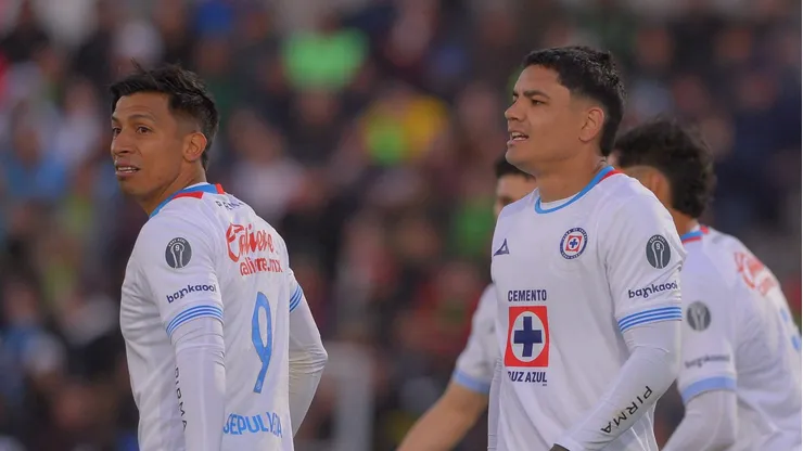Los delanteros cementeros se están peleando por un puesto en la titularidad en un esquema que prioriza solo un punto de ataque.