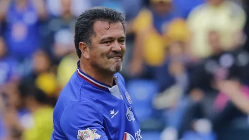 Carlos Hermosillo le tiró al expresidente de Cruz Azul.