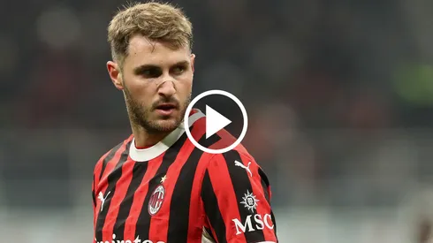 Santi Giménez volvió a Róterdam como rival del Feyenoord.