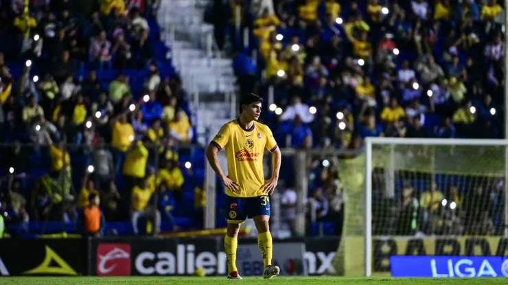El Estadio Ciudad de los Deportes se quedó sin luz.