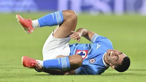 El mediocampista mexicano da la cara y se pronuncia después de la derrota de los cementeros contra los universitarios.