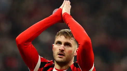 El canterano de Cruz Azul anotó en el empate del AC Milan en Liga de Campeones pero su equipo cayó eliminado en la ronda de playoff.