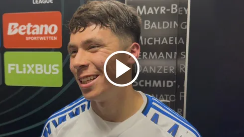 Rodrigo Huescas brindó su primera entrevista en inglés.