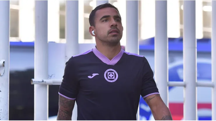 El insólito nuevo equipo por el que firmó Alonso Escoboza