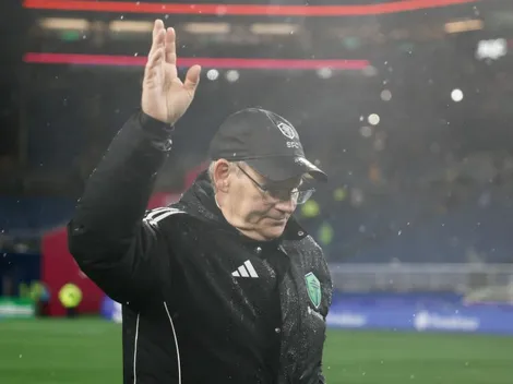 Brian Schmetzer, DT de Seattle, fue contundente sobre el arbitraje