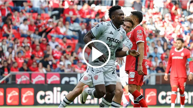 Cambindo marcó el primer gol del partido ante Toluca