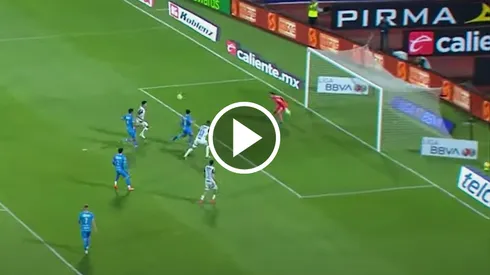 Cruz Azul perdió un insólito gol en el que Sergio Ramos quedaba retratado.