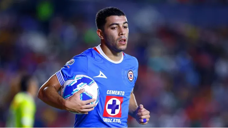 Erik Lira se ha vuelto un referente en el vestidor de Cruz Azul.