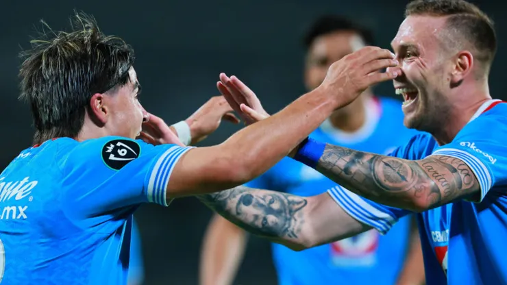 Cruz Azul goleó a Seattle Sounders y avanzó de ronda