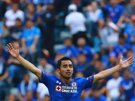 Afición de Cruz Azul explota contra Rafael Baca