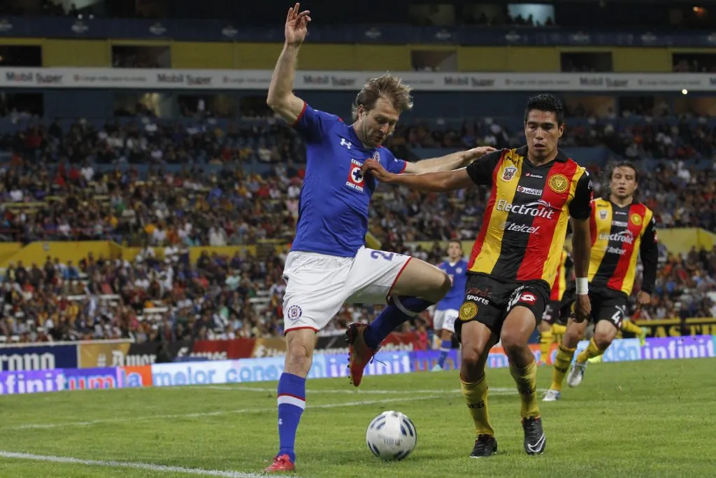 Anibal Zurdo durante el partido de la Jornada 17 del Apertura 2024, contra Leones Negros. (Imago 7)