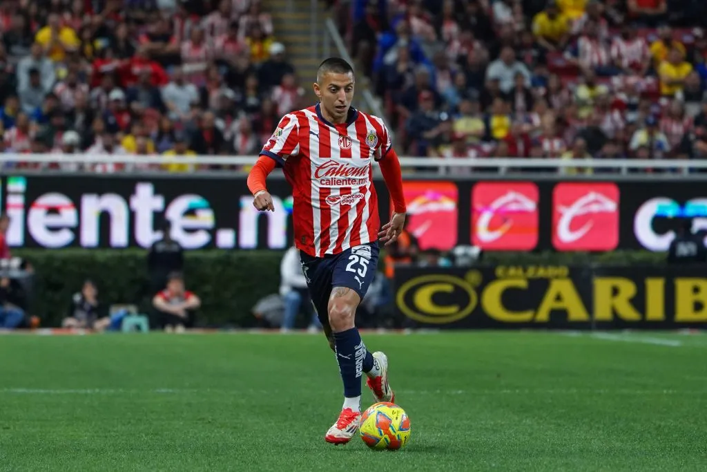 La millonada que Chivas le pediría a Cruz Azul por el Piojo Alvarado (Imago 7)