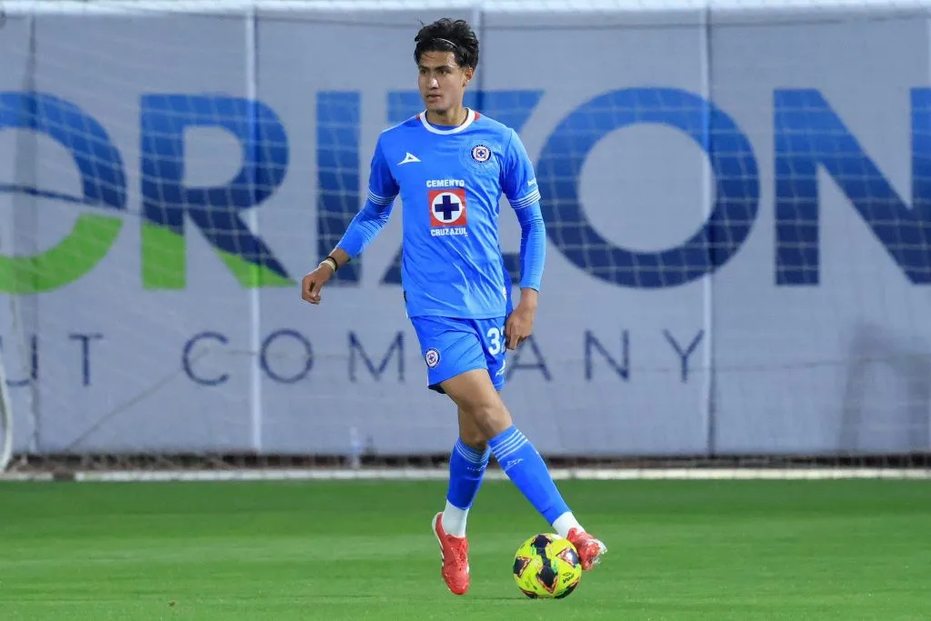 Cristian Jiménez fue titular en ambos amistosos y dejó buenas sensaciones. (Cruz Azul)
