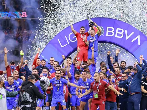 Fue campeón con Cruz Azul, se fue con polémica y vive un mal presente