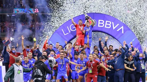 Fue parte del equipo campeón del noveno título nacional, en 2021.