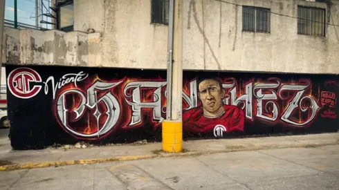 El entrenador de Cruz Azul guarda muy buenos recuerdos del Toluca y viceversa; un colectivo de fanáticos artistas lo quiere dirigiendo a los Diablos.