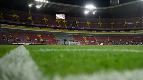 El defensor mexicano salió lesionado contra Chivas y este domingo se le harán pruebas para determinar su el grado de su lesión.