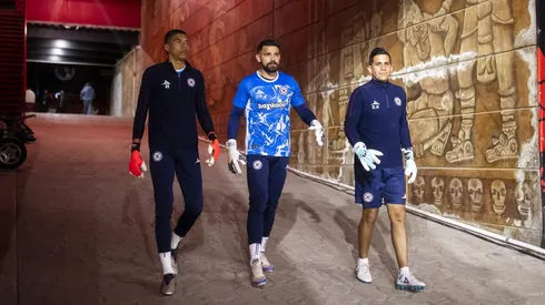 El cuadro cementero inicia una semana trepidante contra los azulcrema. Sánchez se debate por el guardián del arco.